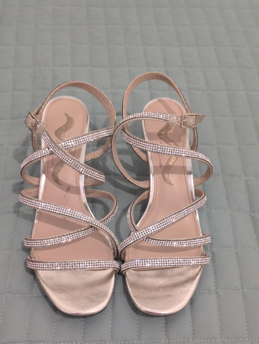 Nina Rami Gold Rhinestone Strappy Mid Heel Sandals 7M